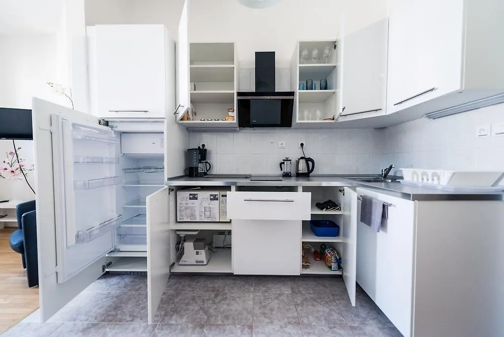 Modern Apartment Riegrovy Sady Prague