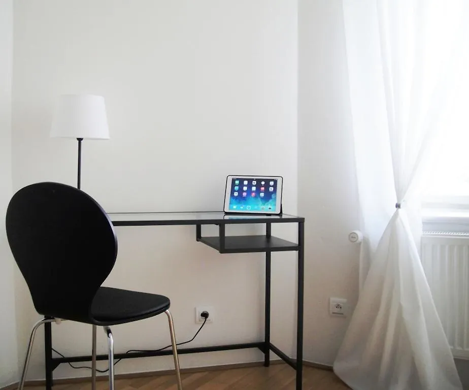 Modern Apartment Riegrovy Sady Prague Czech Republic
